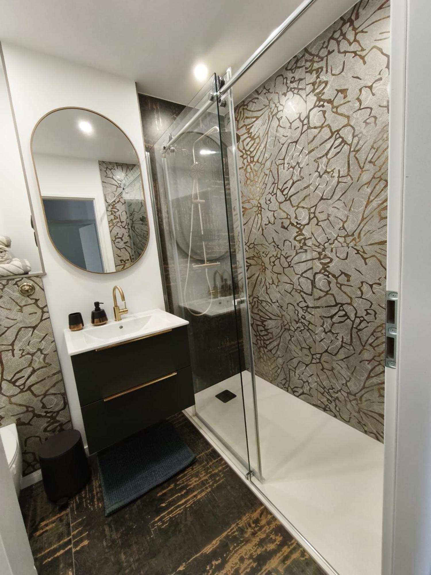 Studio Lux, Elegant & Confortabil Брашов Экстерьер фото